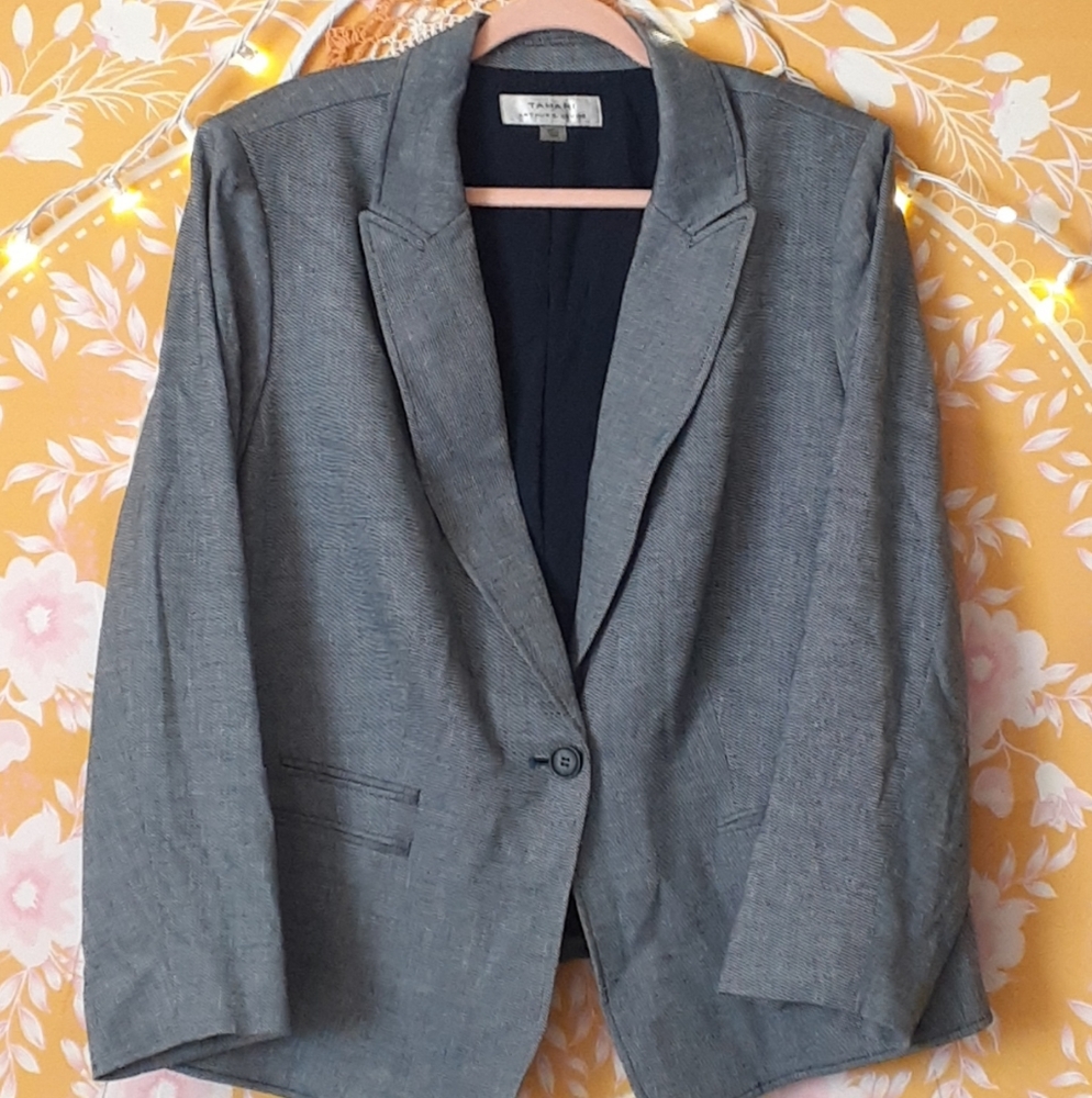 Tahari Arthur S. Levine Blue Blazer